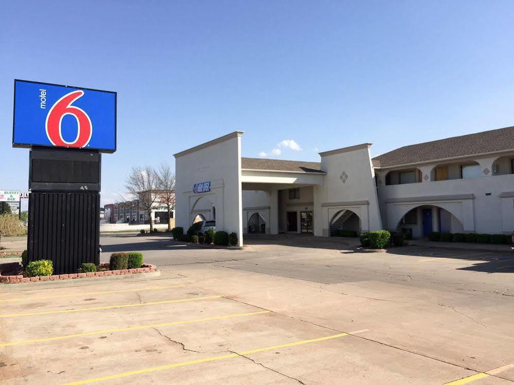 Days Inn By Wyndham Oklahoma City Nw Expressway Warr Acres Exterior foto